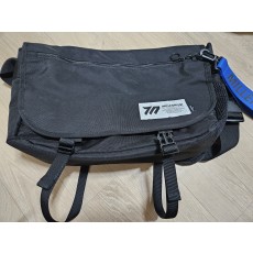 블루아카이브 메신저백